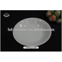 Белая круглая керамическая пластина для повседневного использования, горячая прочная белая фарфоровая тарелка для узких мест для гостиниц и ресторанов